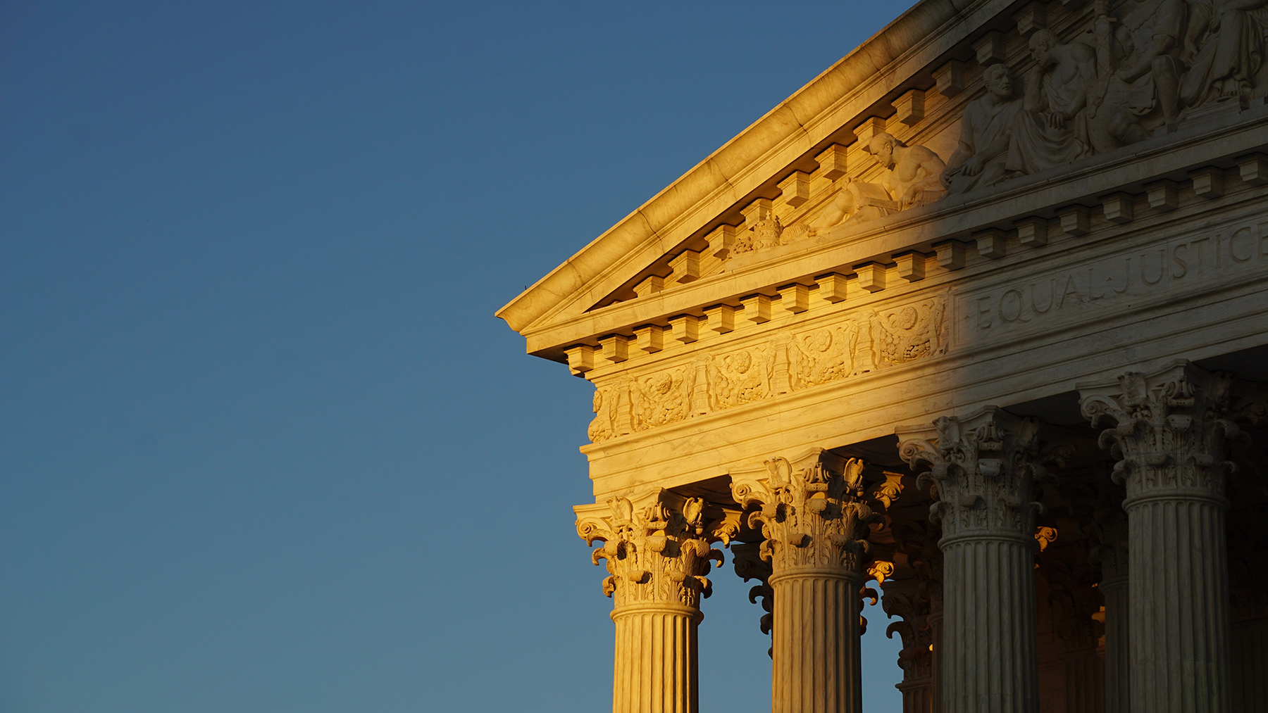Photo of Supreme Court facade by Ian Hutchinson on Unsplash