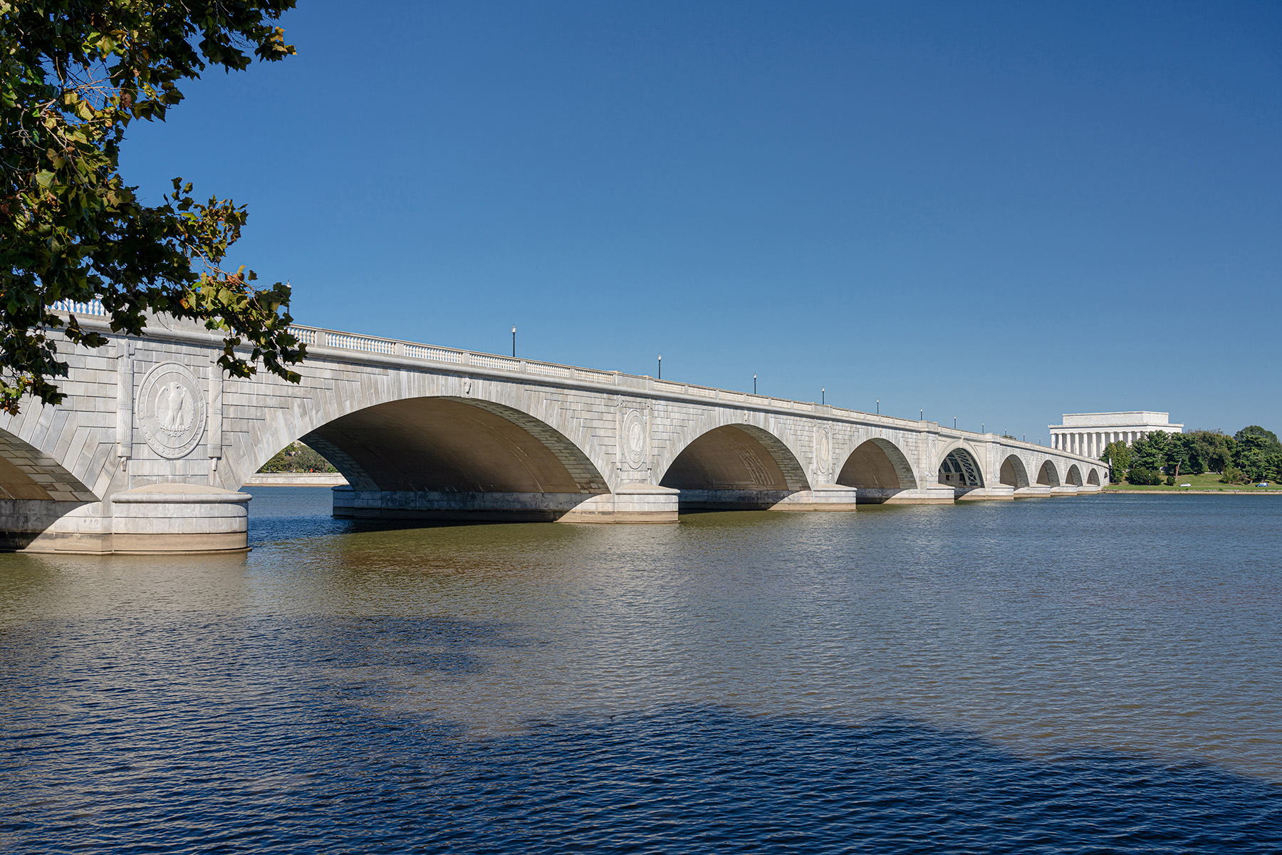 how-engineers-saved-washington-dc-s-iconic-arlington-memorial-bridge